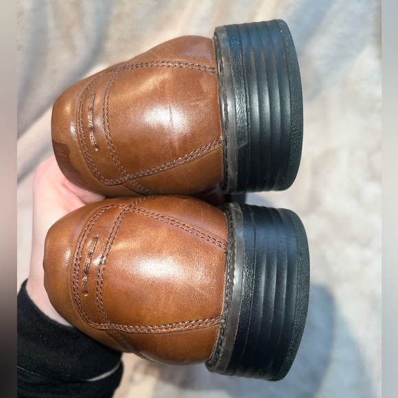 Men's Johnston & Murphy Dress Shoes. - Picture 4 of 8